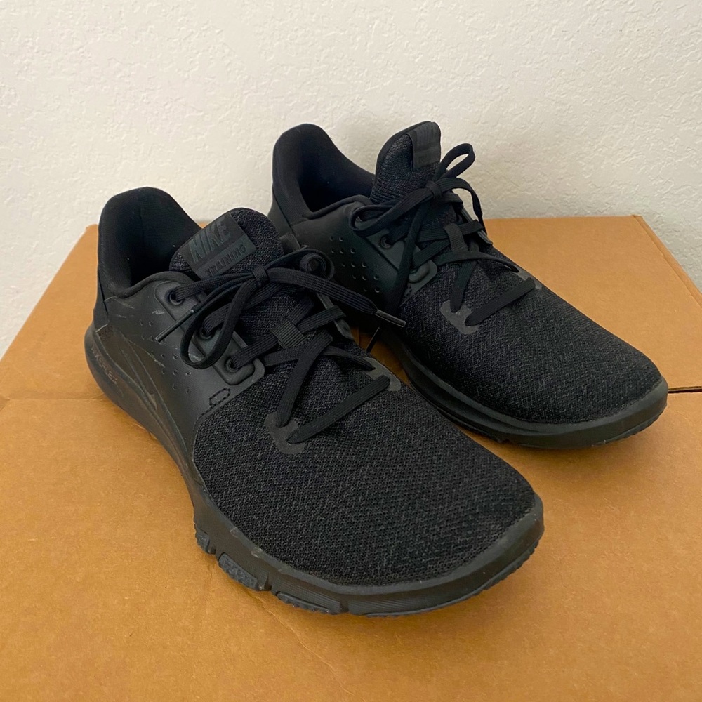 Men’s Nike Flex Control TR3, size 11. Worn 2-3 times. Flawless. Like new